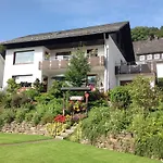 Haus Mittelberg アパート オルスベルク
